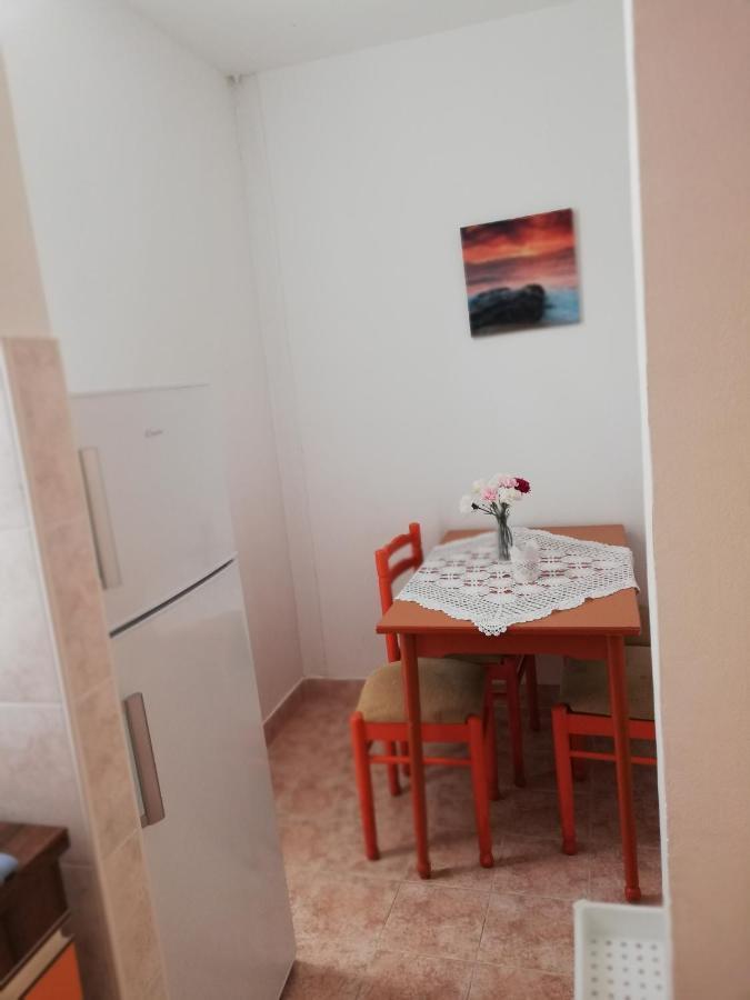 פטרצ'אנה Apartment Basic מראה חיצוני תמונה