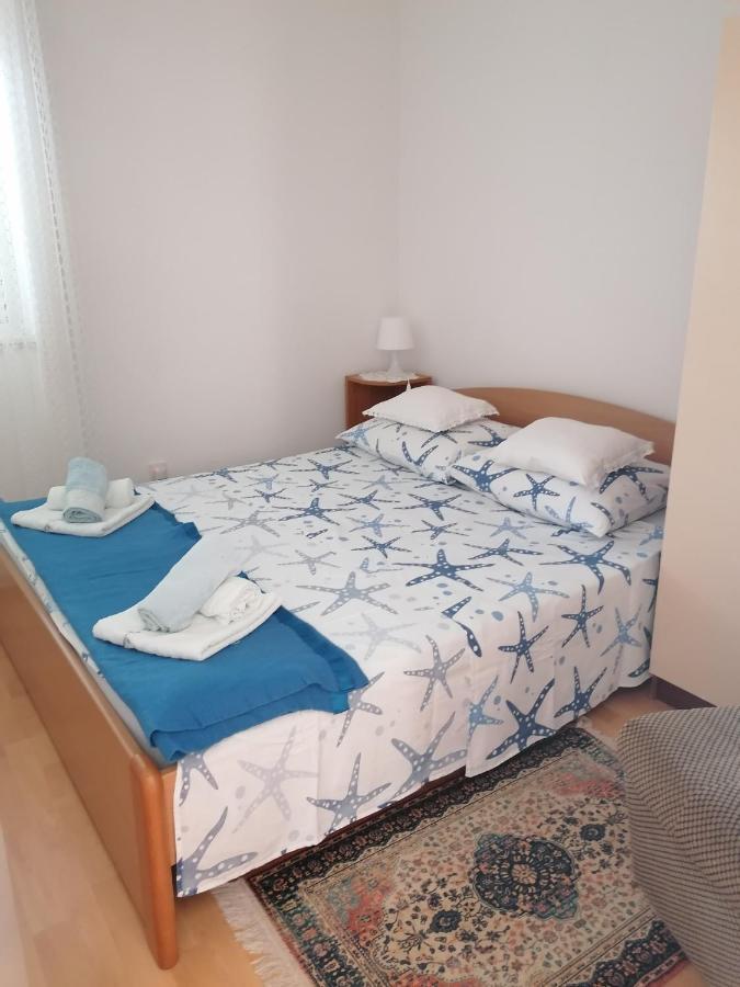 פטרצ'אנה Apartment Basic מראה חיצוני תמונה