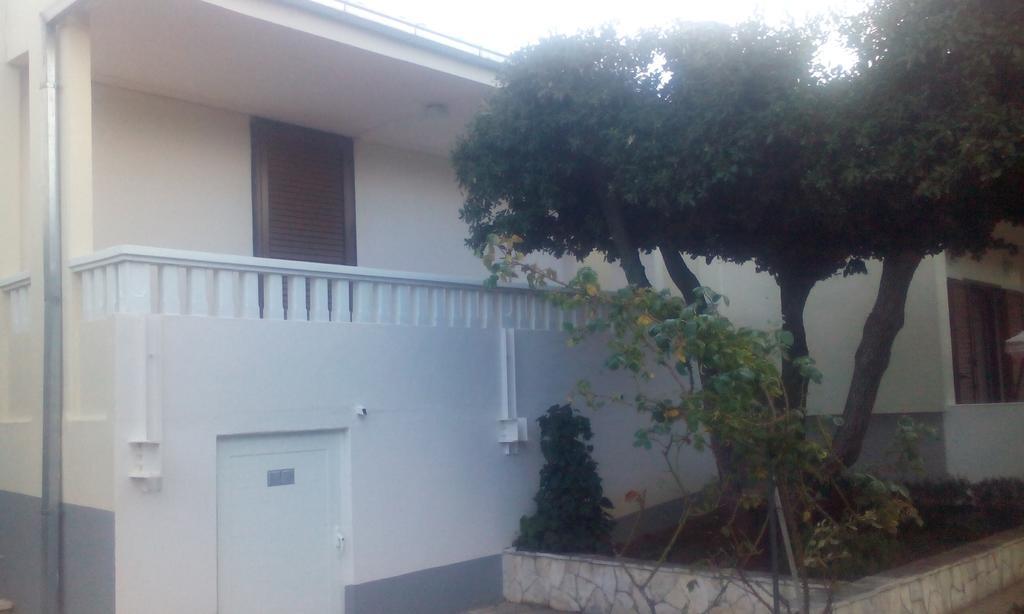 פטרצ'אנה Apartment Basic מראה חיצוני תמונה