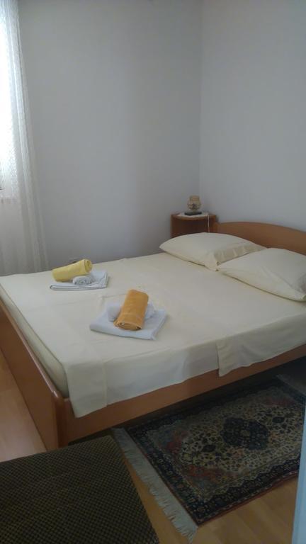 פטרצ'אנה Apartment Basic מראה חיצוני תמונה