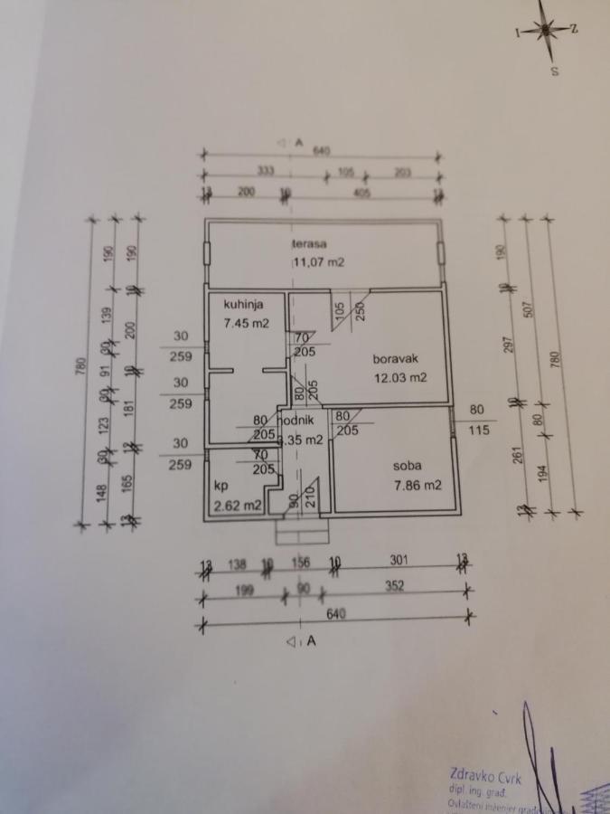 פטרצ'אנה Apartment Basic מראה חיצוני תמונה
